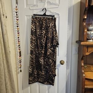 VENUS Leopard Print Women's Skirt SIZE 2